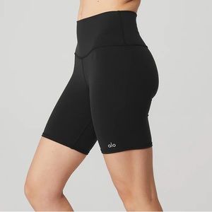 Black Alo Yoga High Waist Biker Shorts NWT